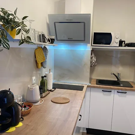 Апартаменты Red Roof *