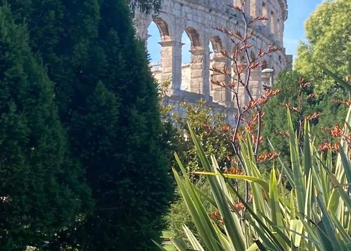 شقة Red Roof بولا